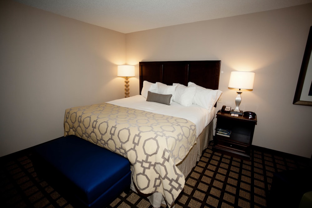 Baymont by Wyndham Erie 10/36