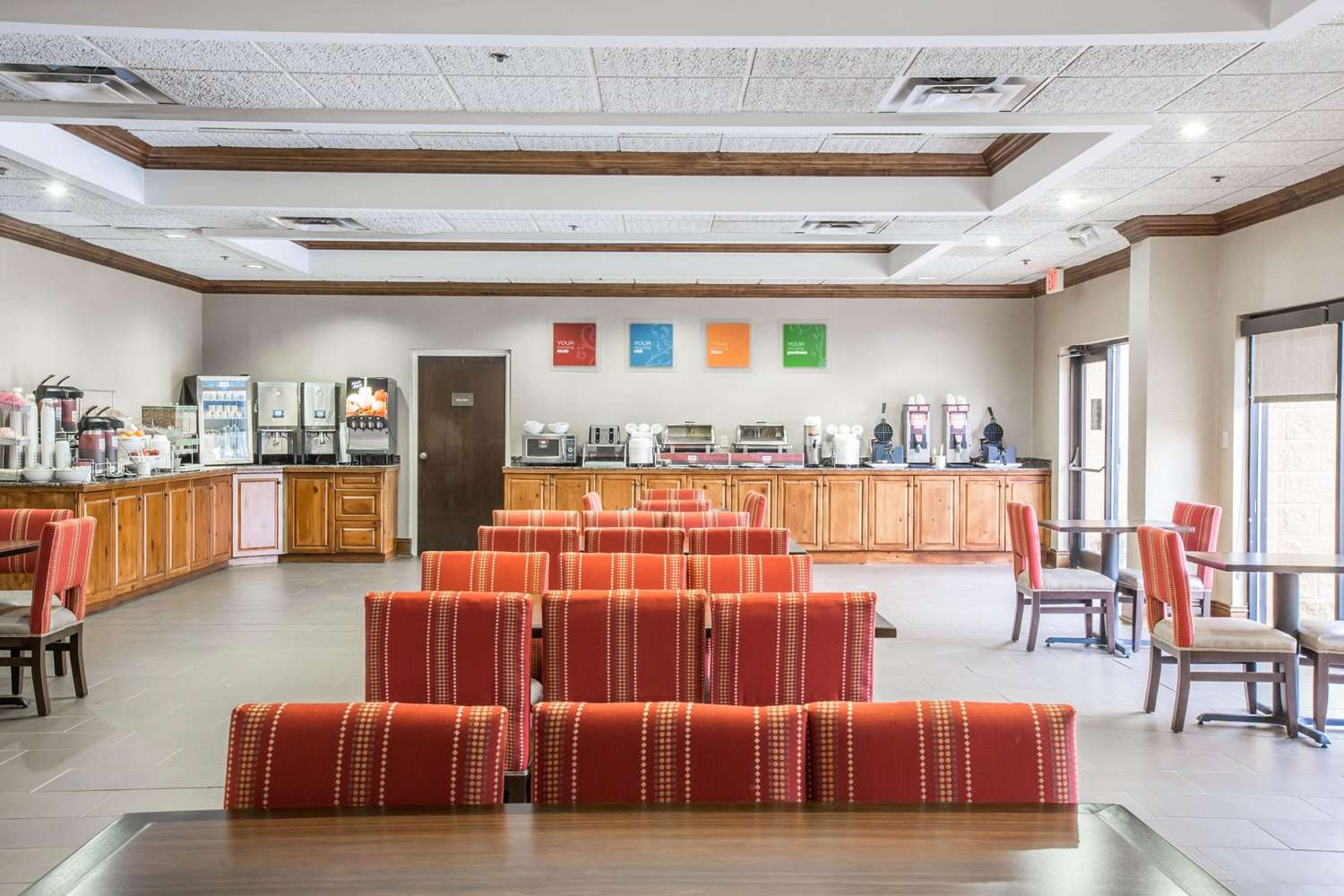 Vista Suites Pigeon Forge TN 27/30