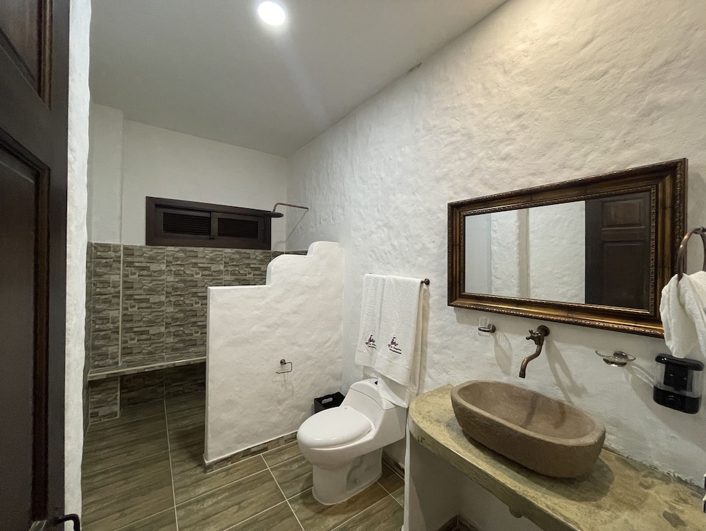 Hotel Casona Montañesa Quindío 50/50