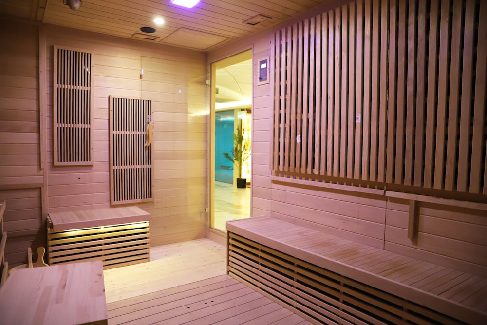 Hotel Colombo Berat 20/50
