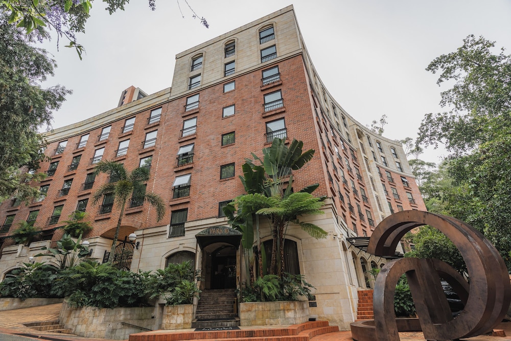 Hotel Park 10 6/88