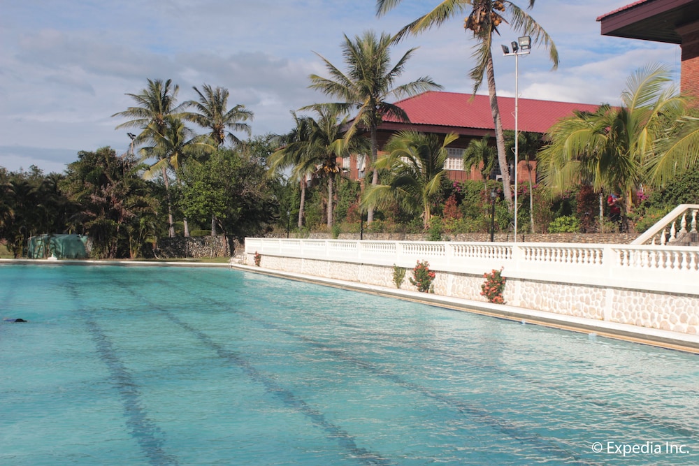 Fort Ilocandia Resort Hotel 46/50
