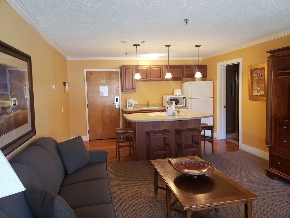 North Star Lodge And Resort 55/78