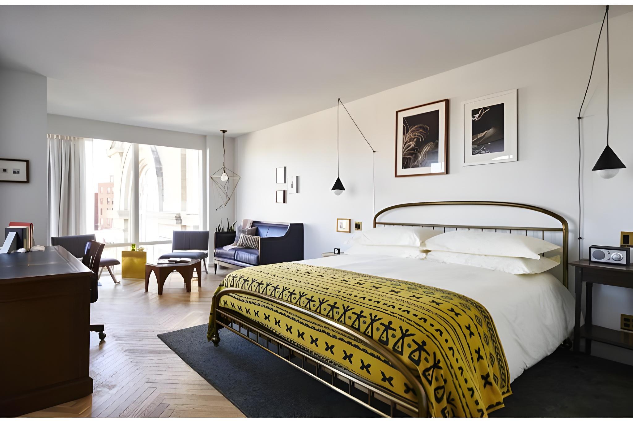 Standard, King Bed