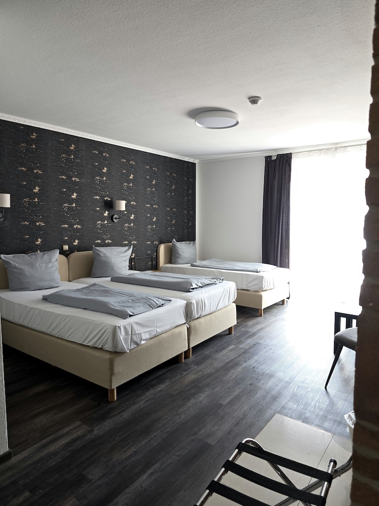 Lieth Hotel Grünreich 11/50