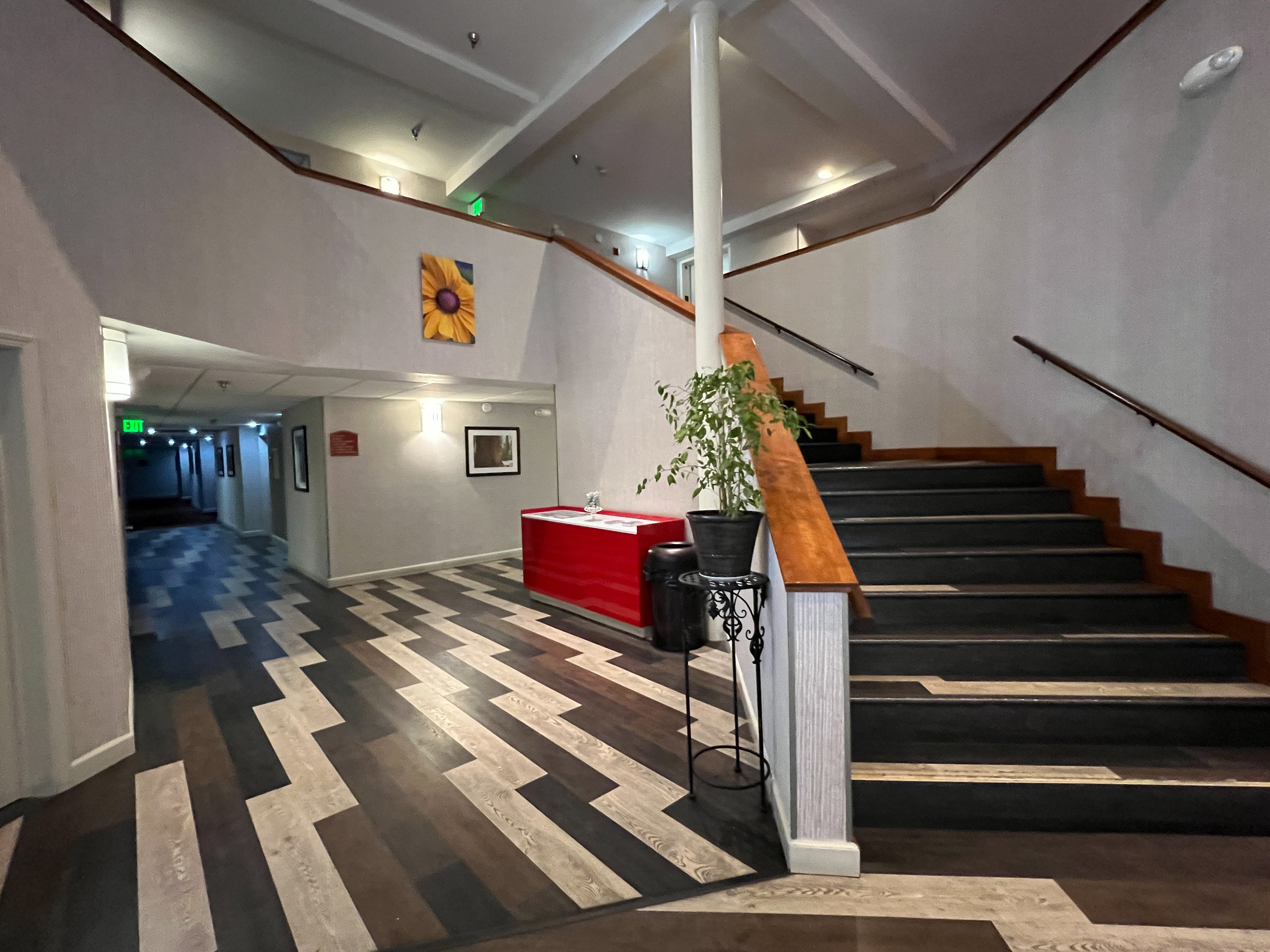 Empeiria High Sierra Hotel 2/50