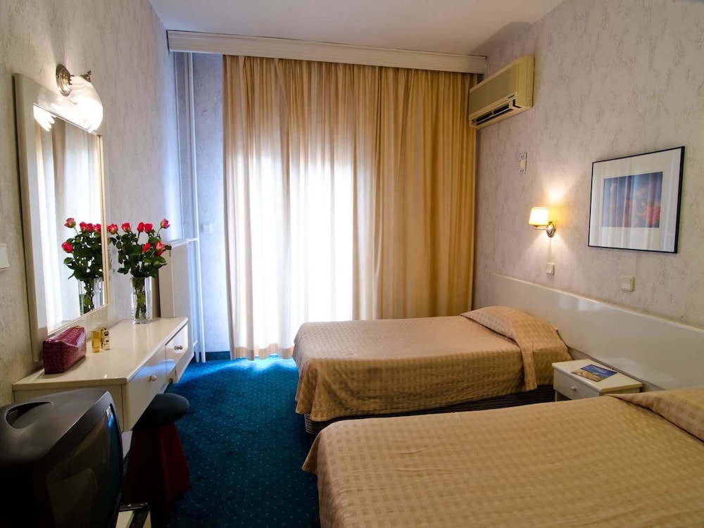 Vergina Hotel (ex Best Western Vergina) 26/72