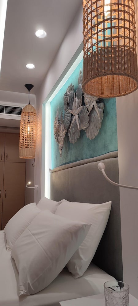 Ilianthos Apartments And Studios 9/50