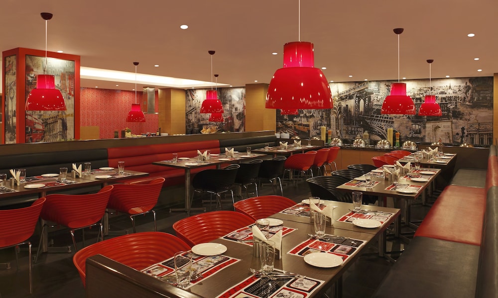 Lemon Tree Hotel, Delhi Airport 37/47