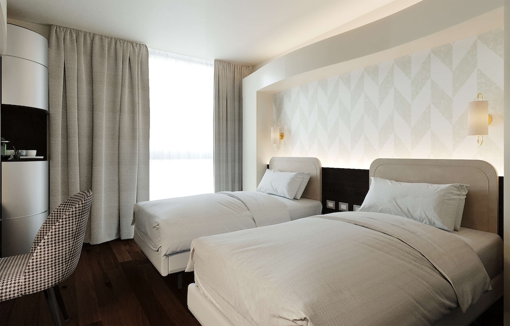 DoubleTree by Hilton Milan Malpensa 19/76