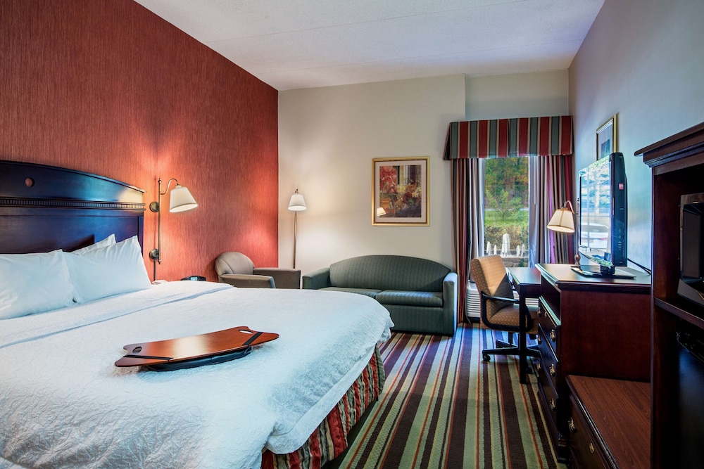 Hampton Inn Sturbridge 10/28