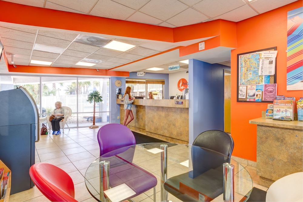 PELICAN POINTE SUITES 11/58