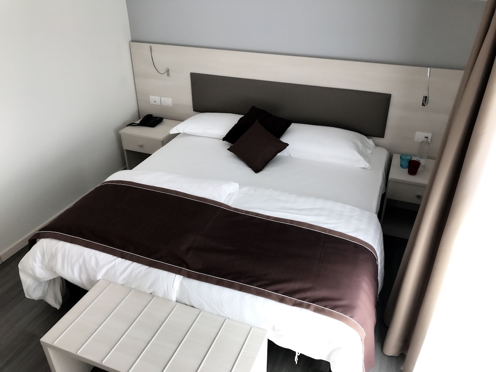 Dogana Hotel 16/65