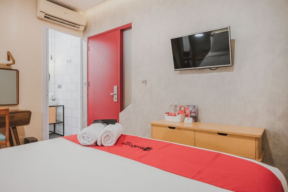 Reddoorz Plus @ Thamrin 33/50