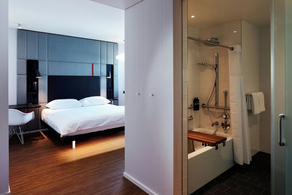 Room, King Bed, Accessible, CitizenM San Francisco Union Square 6/16