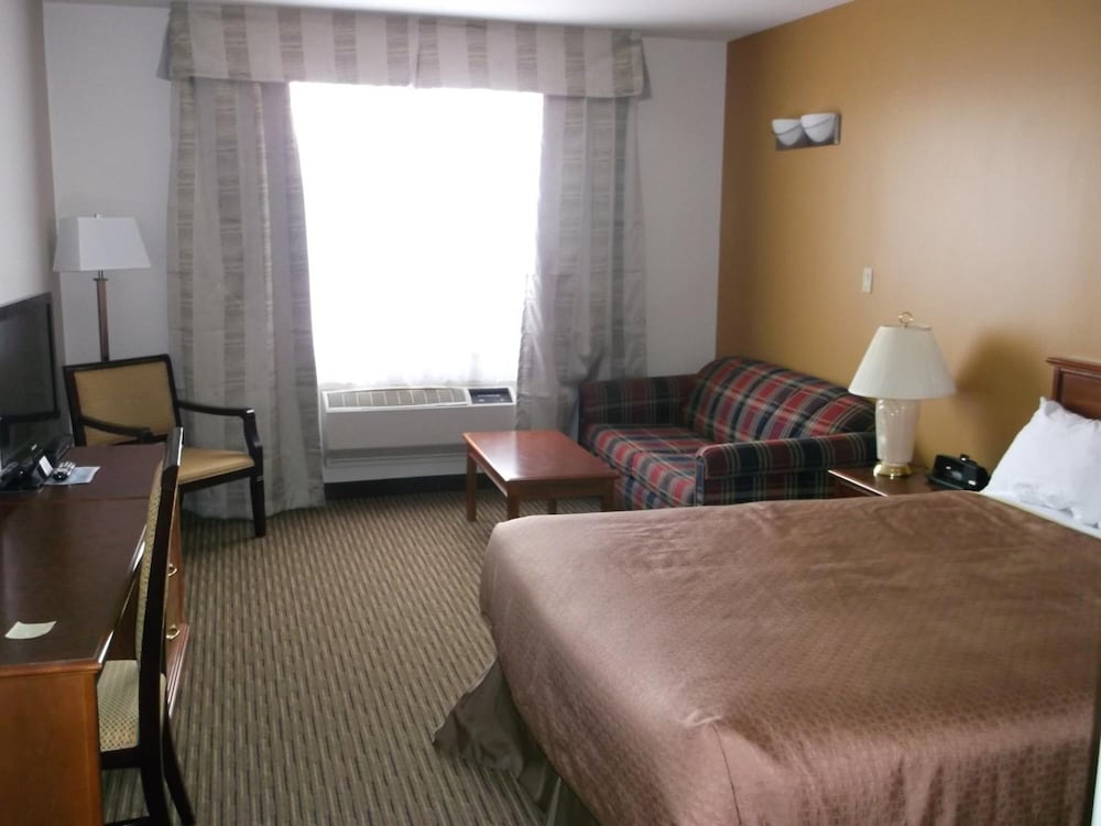 Foxwood Inn and Suites 12/38