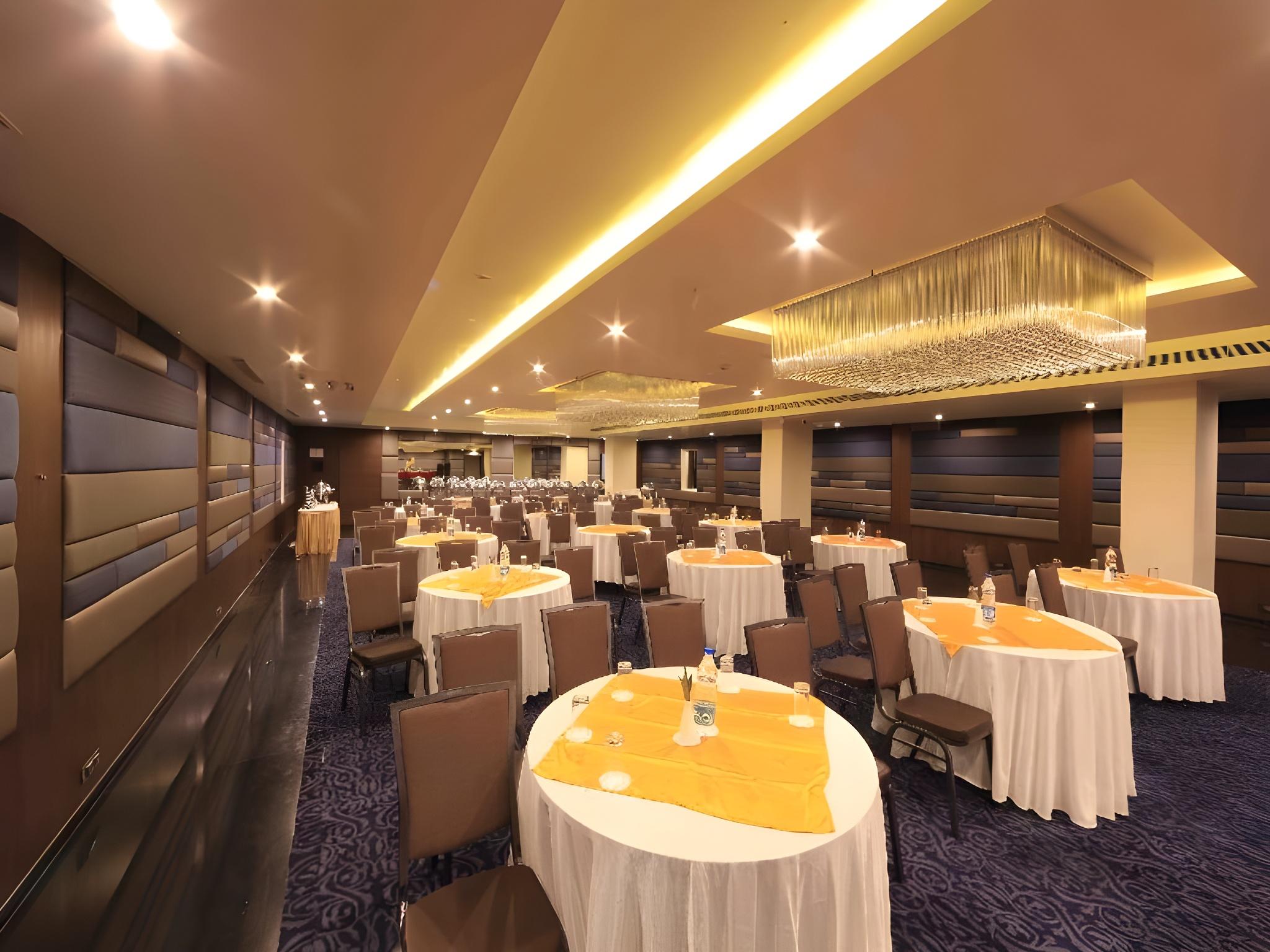HOTEL REGALIA 29/33