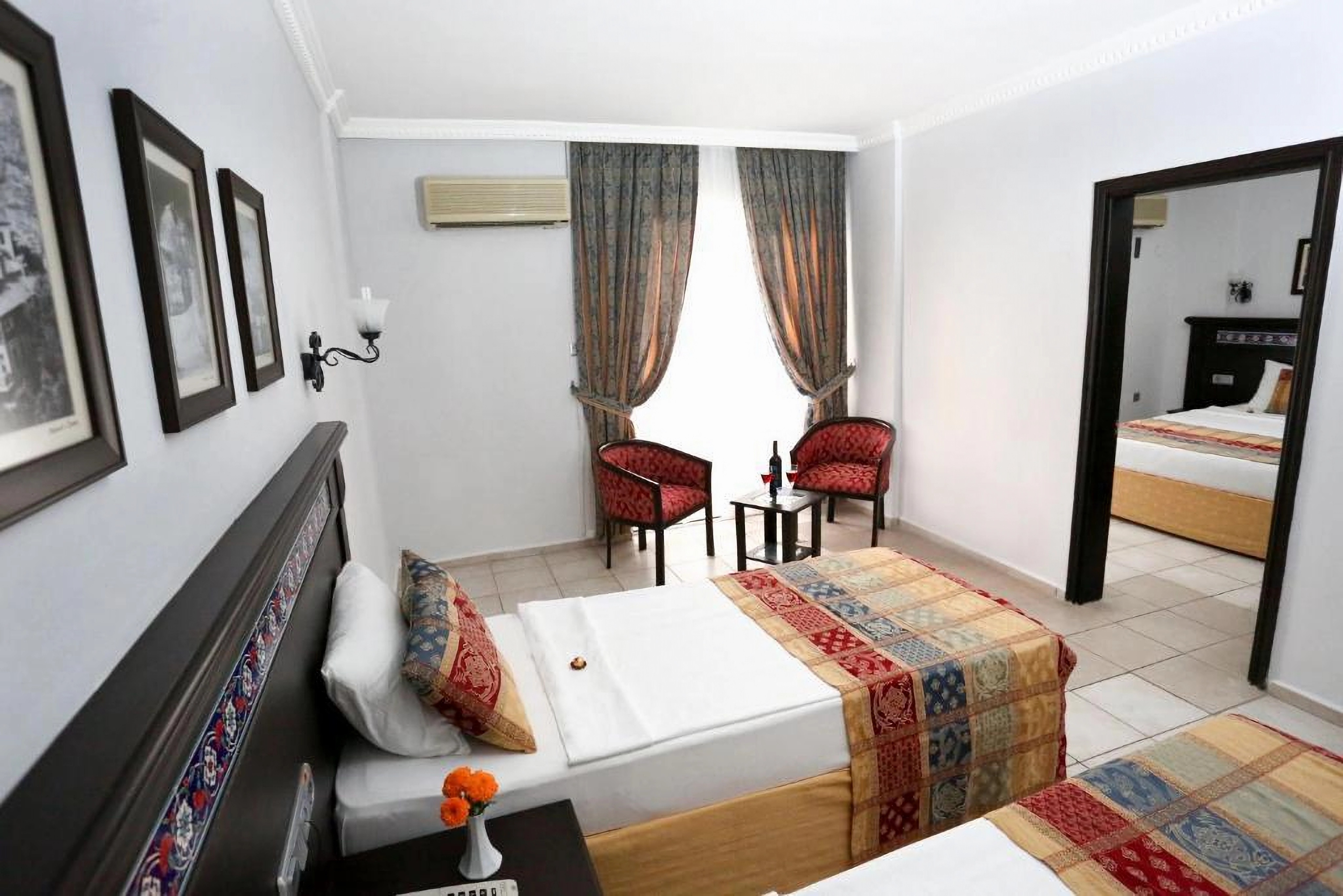 Parador Sky Hotel 16/45