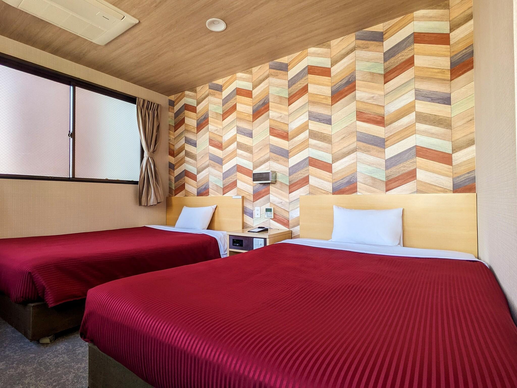 Renovated, 2 Double Beds