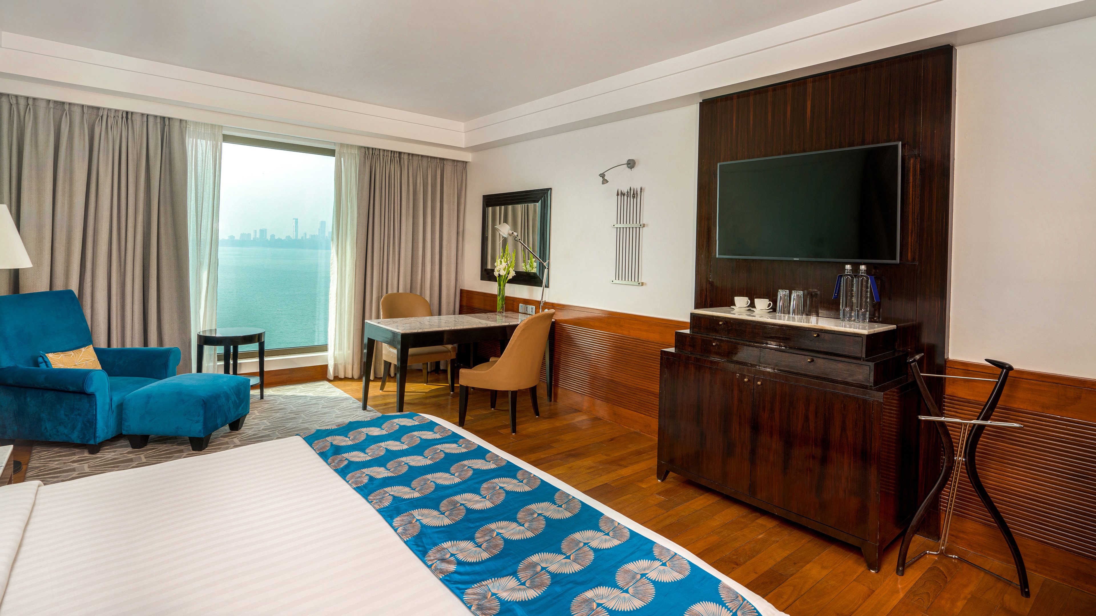 Intercontinental Marine Drive Mumbai 25/78