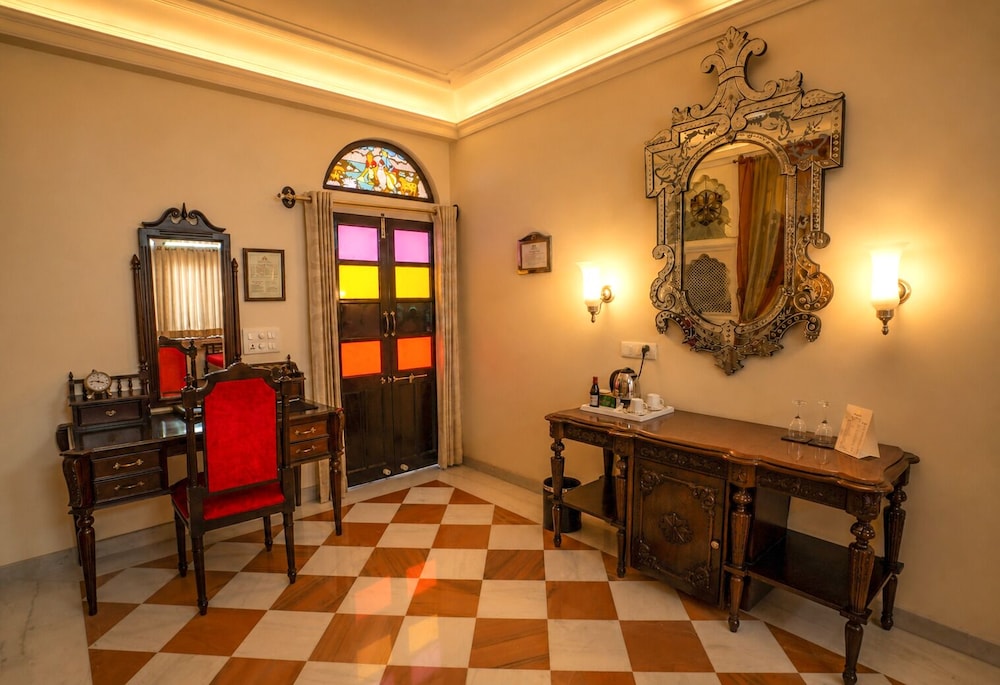 SHAHPURA HOUSE 9/48