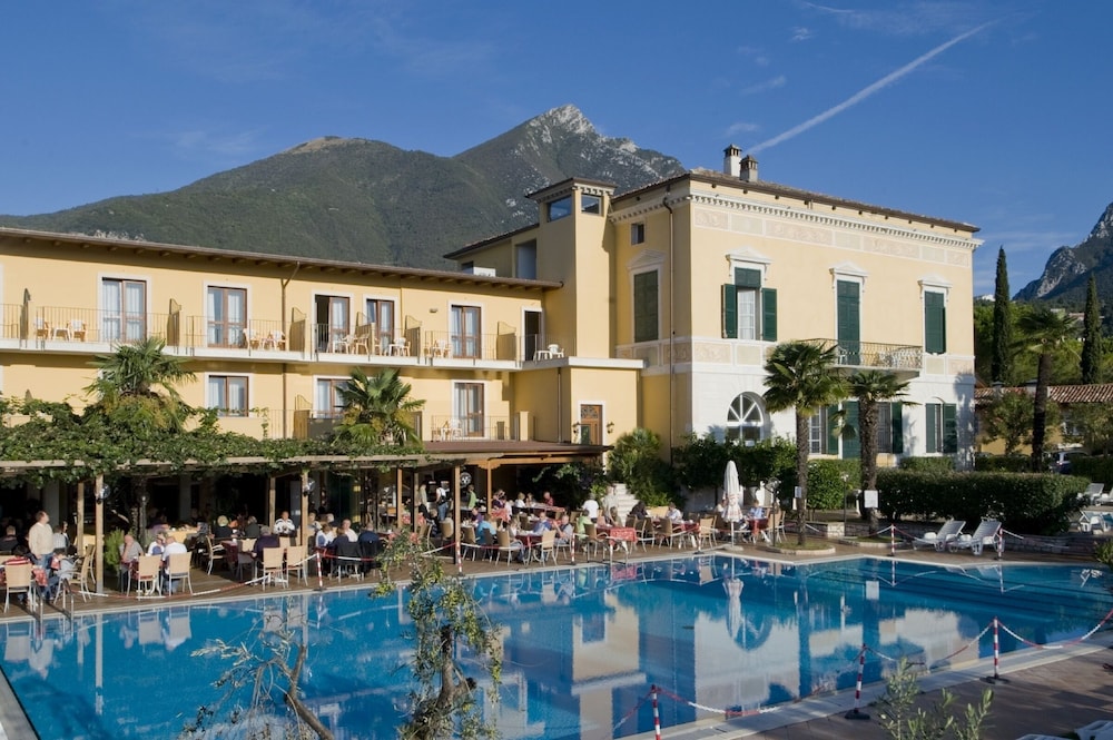 Hotel Antico Monastero 2/53