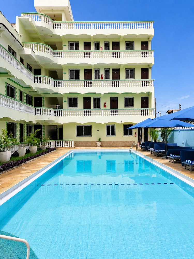 Prestige Leisure Hotel 2/50