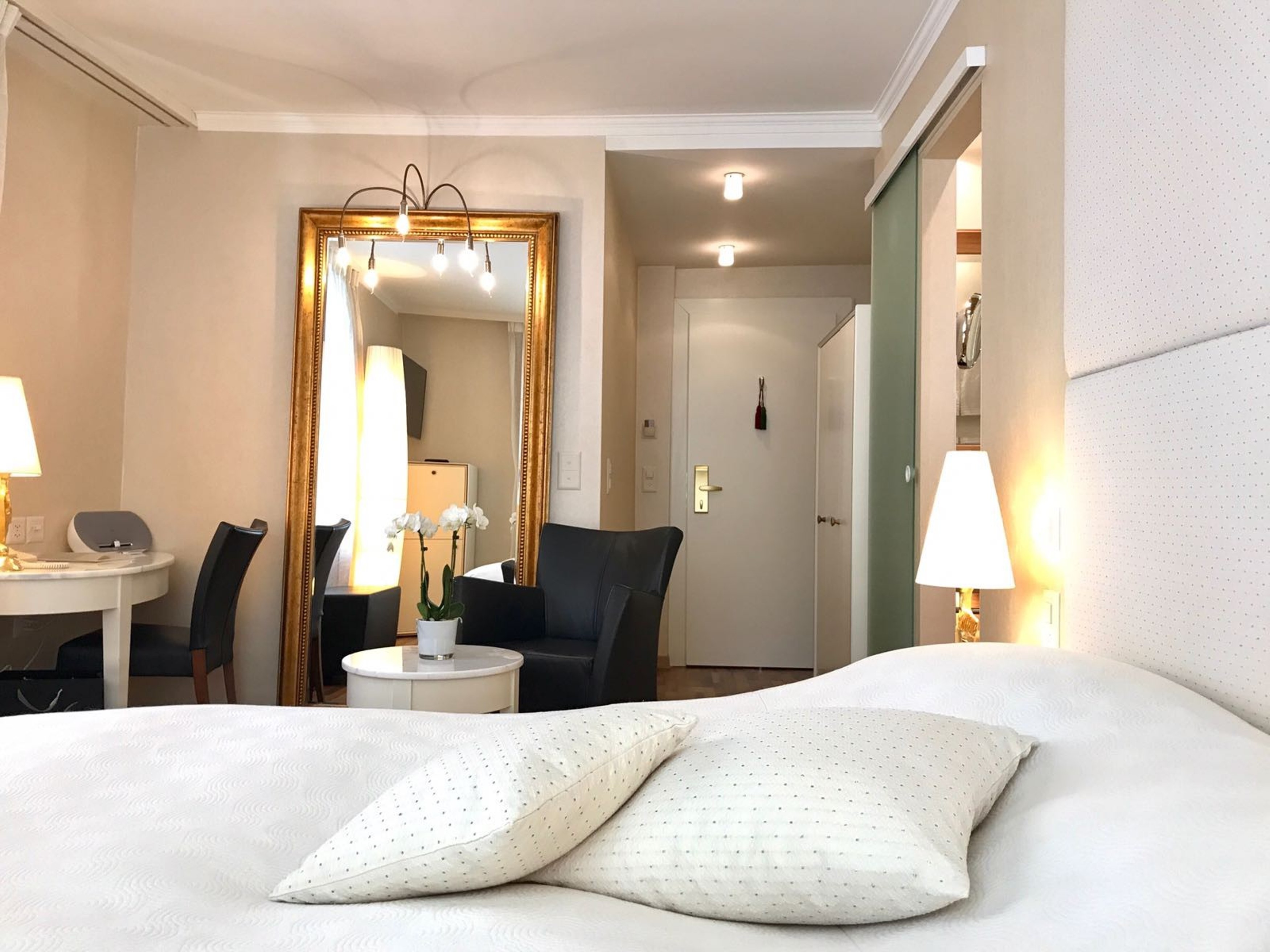 Room, Single, Double Bed, City View, Hotel des Balances 3/4