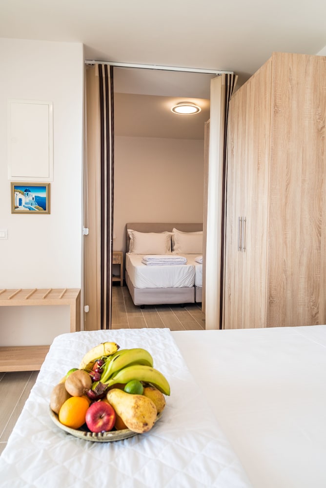 Kratiras View Luxury Suites 16/50