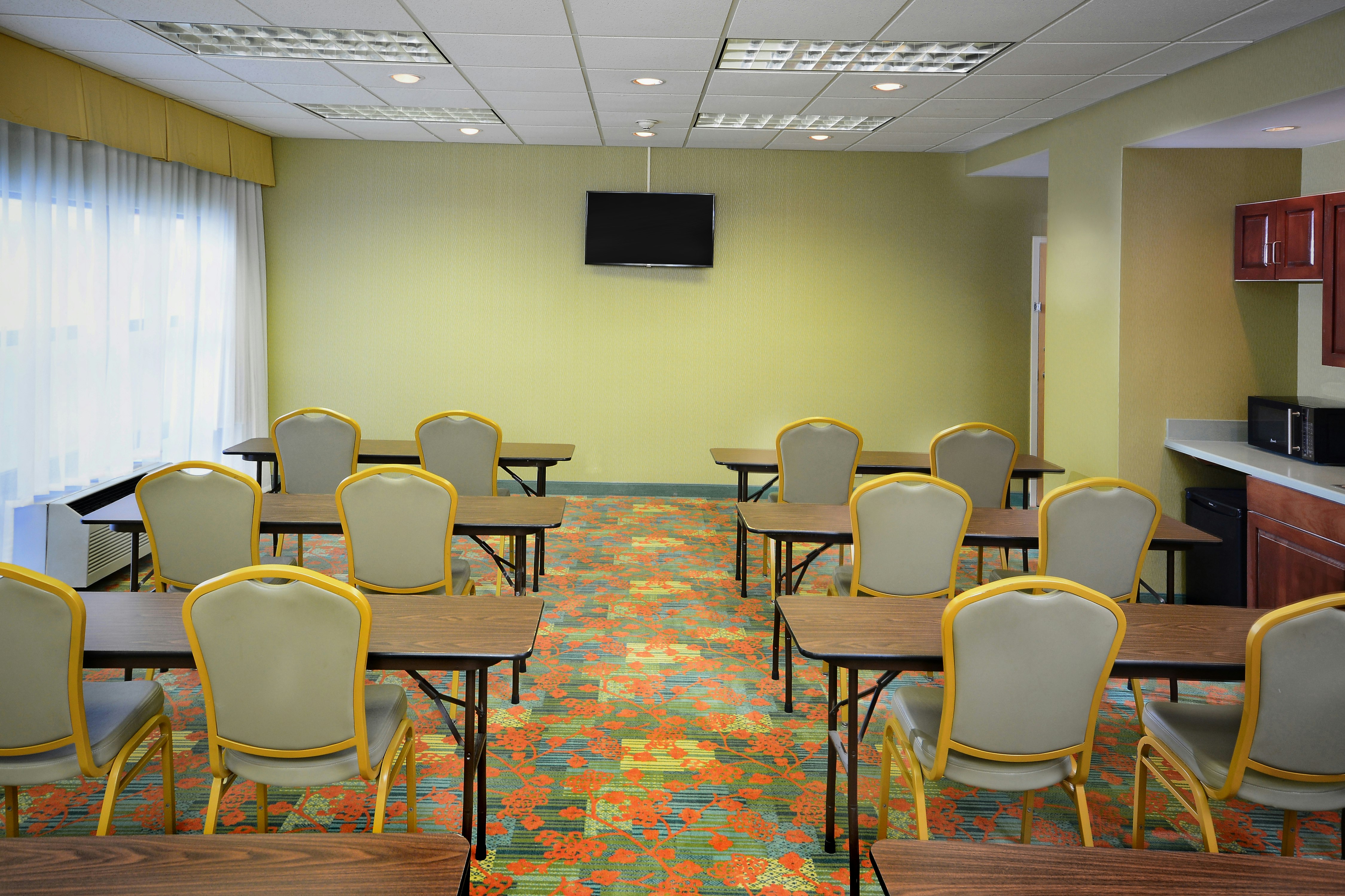 Hampton Inn Martinsville 32/38