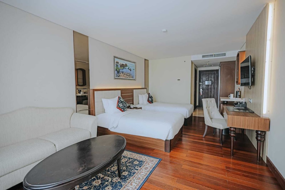Grand Qin Hotel Banjarbaru 23/43
