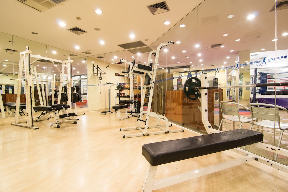 Buddy Boutique Inn 30/34