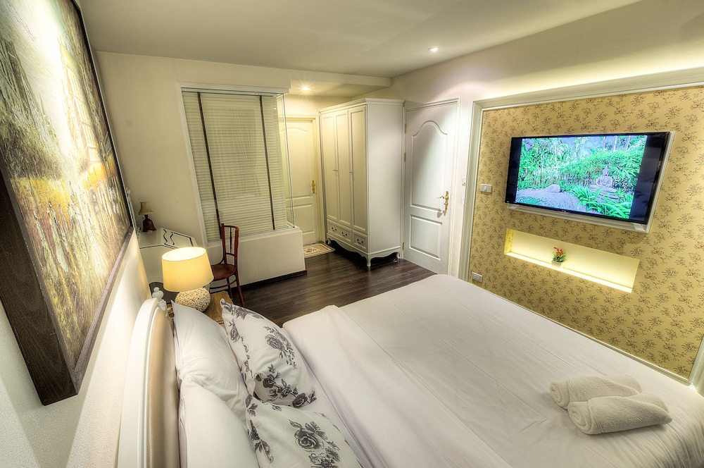 The Title Boutique Condotel 21/65