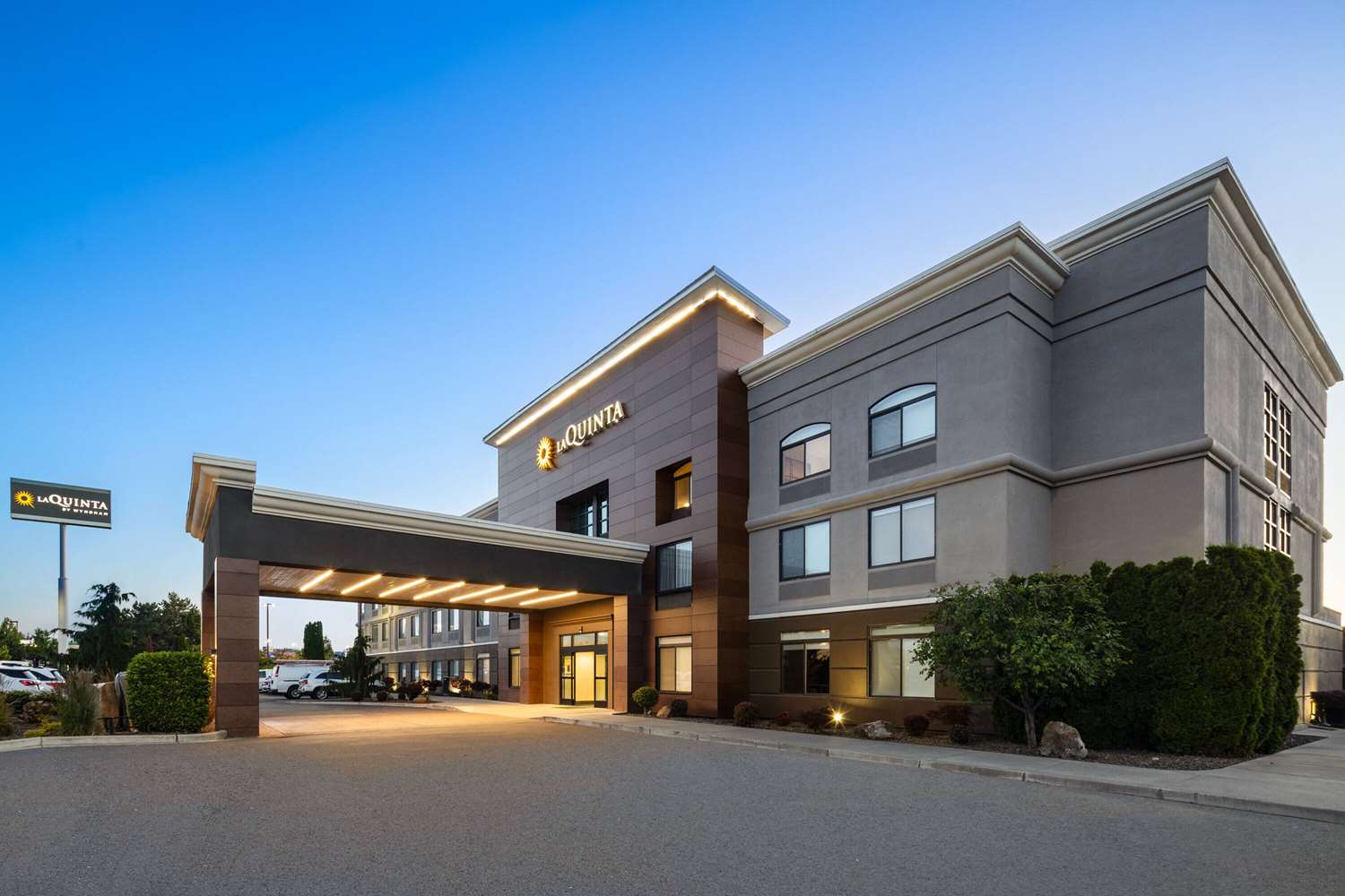 La Quinta Inn & Suites by Wyndham Kennewick 59/63