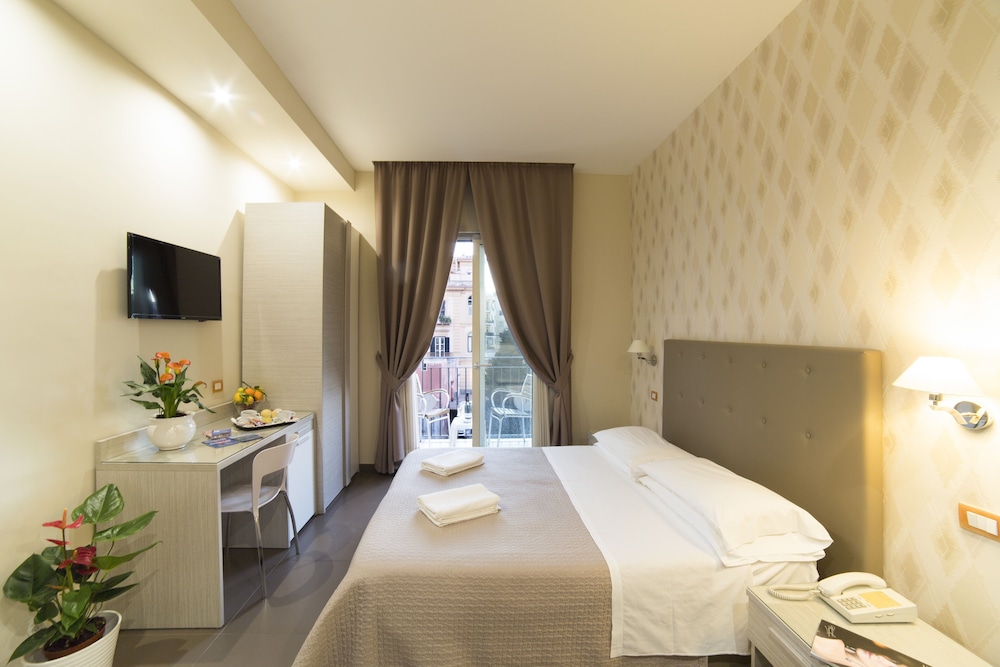 COMFORT, DOUBLE BED, BALCONY