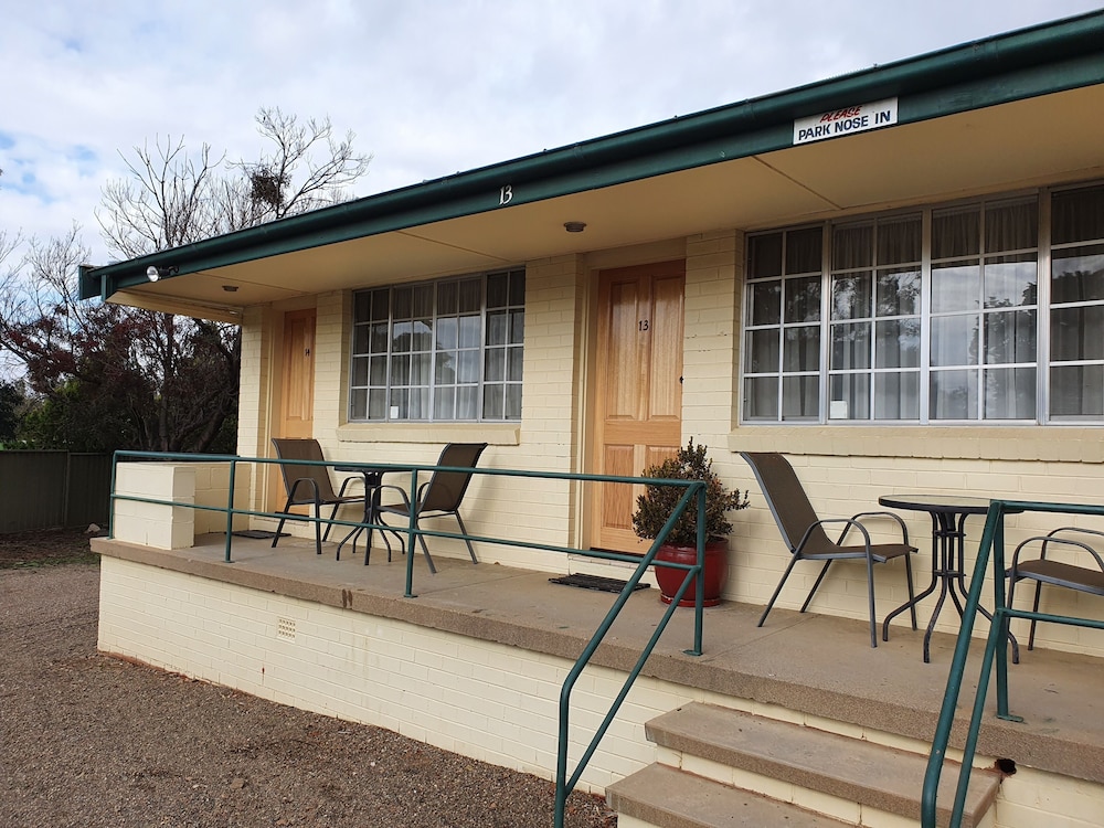 Mcnevins Tamworth 1/37