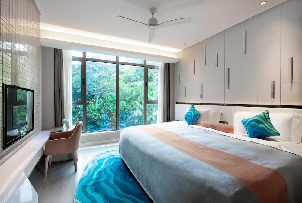 Room, King Bed