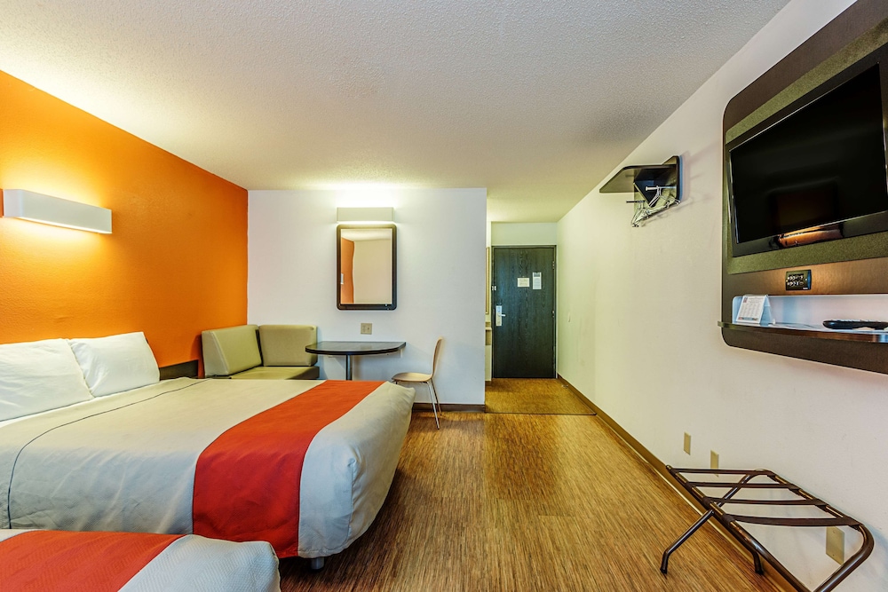 Motel6 Wisconsin Rapids Wi 11/54