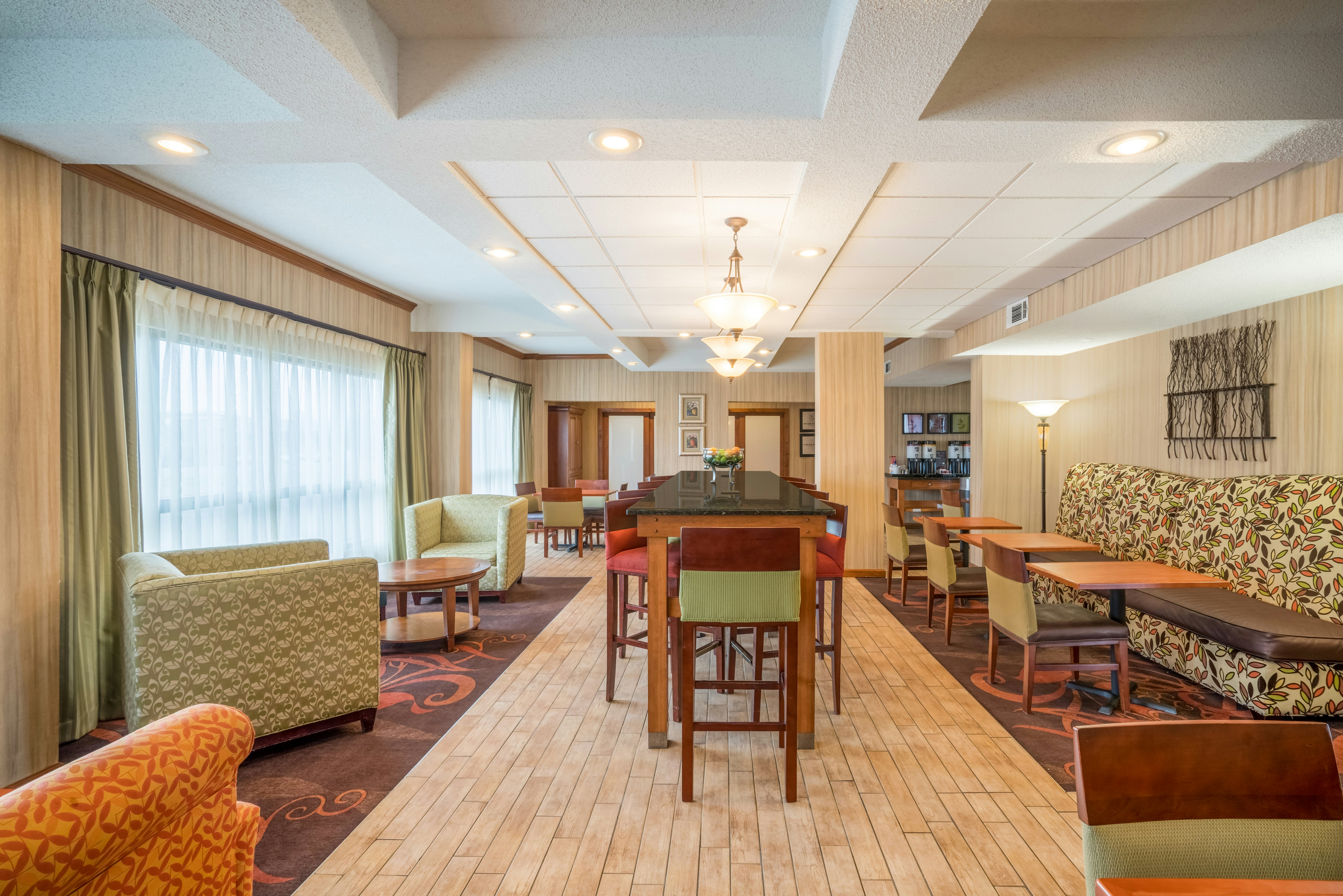 Spark by Hilton Bardstown 37/49