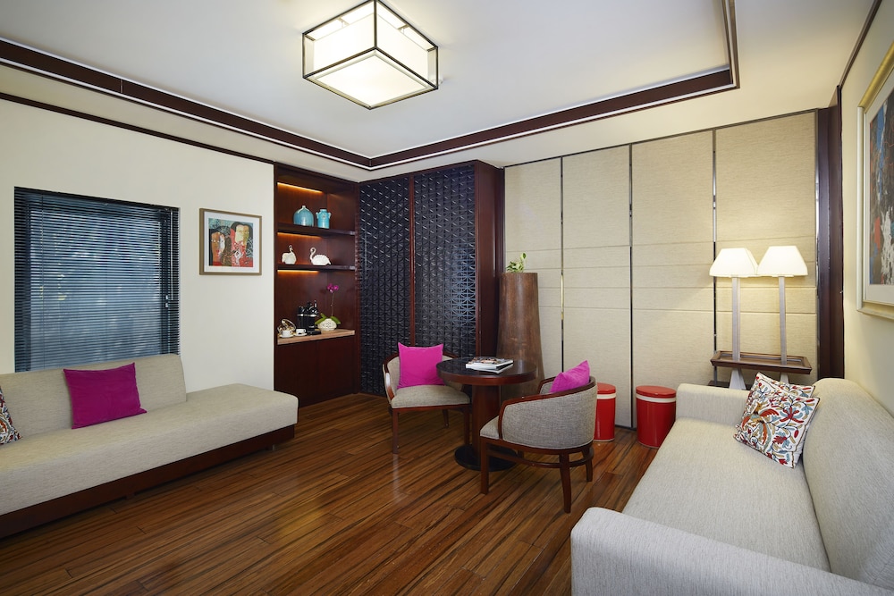 Pagoda Resort And Spa 37/55
