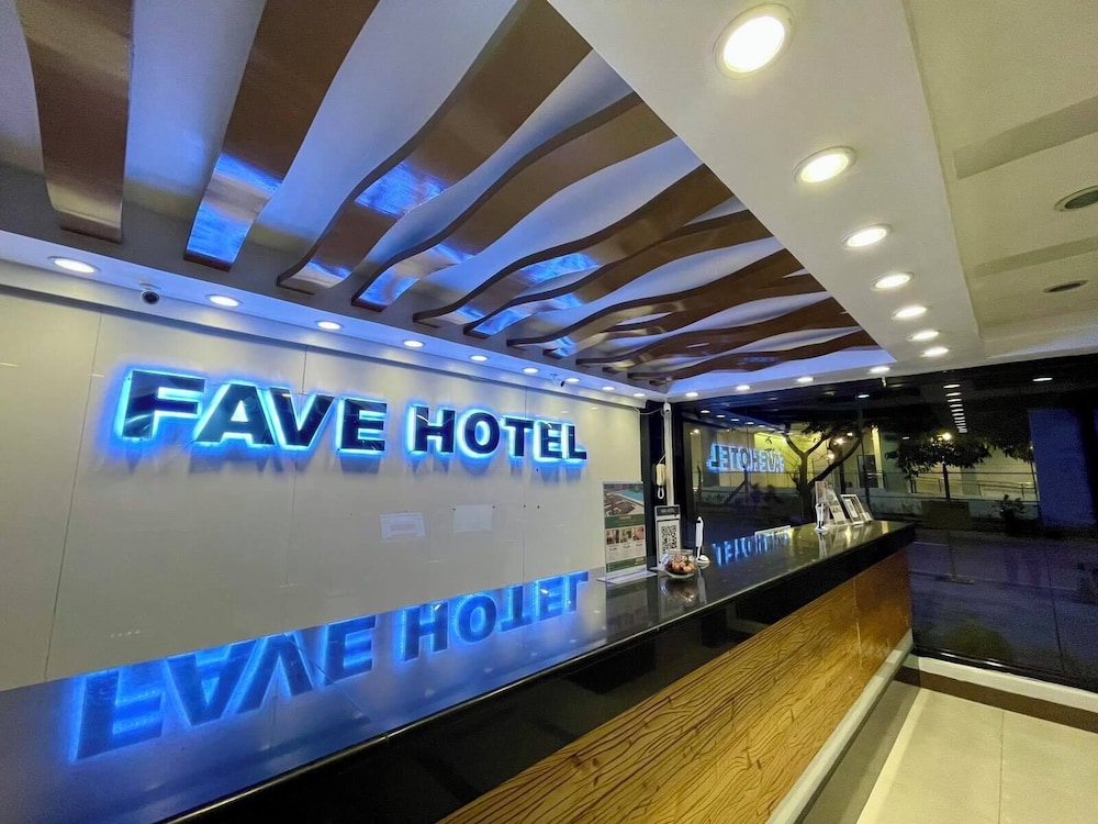 Fave Hotel Angeles City 12/37