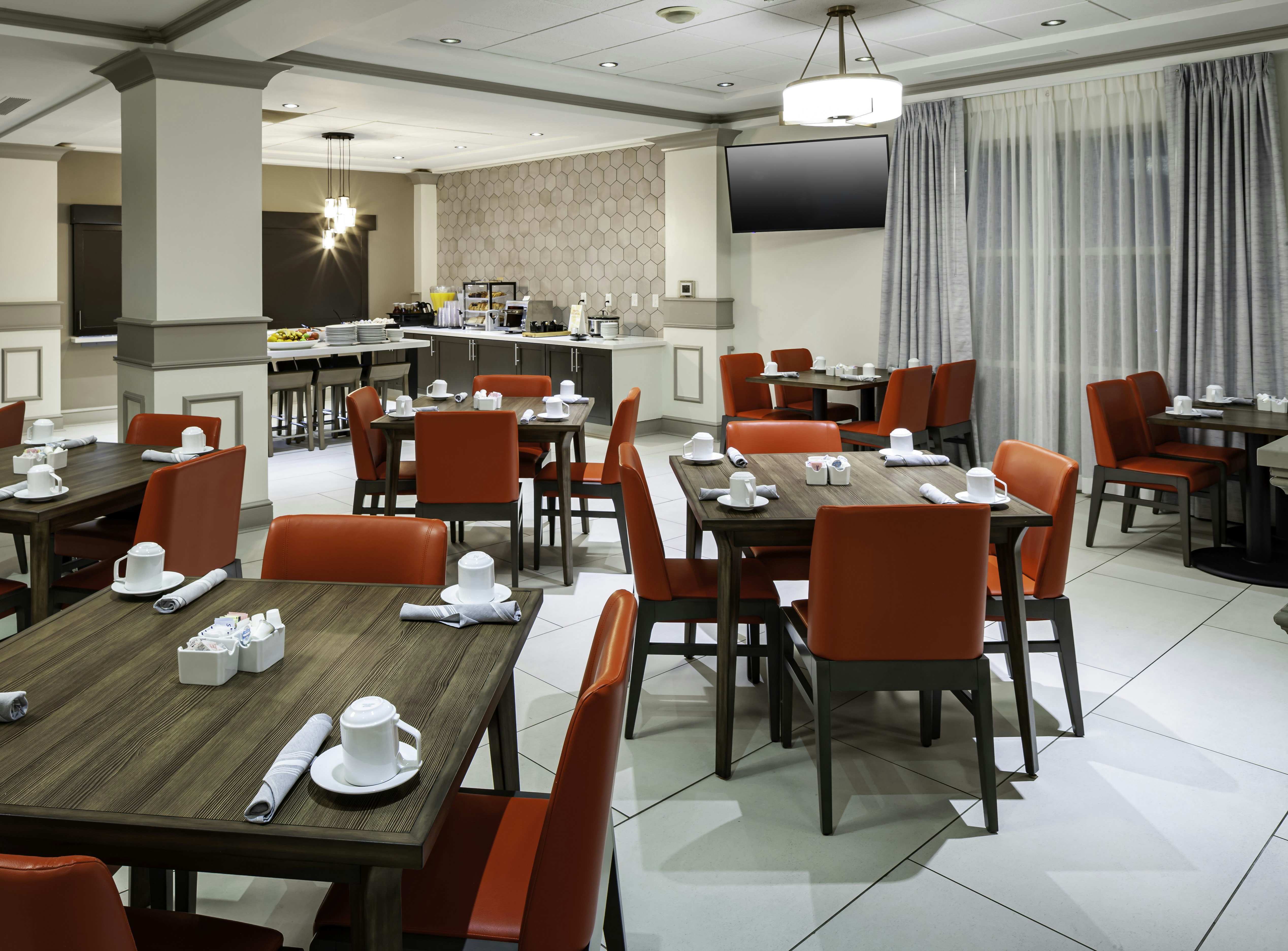 Hilton Garden Inn San Diego/Rancho Bernardo 53/78