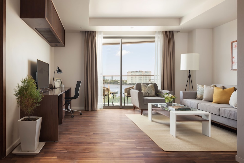Hotel Emion Phnom Penh 42/65