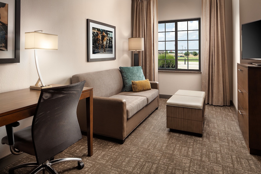 Staybridge Suites Forth Worth West 21/55