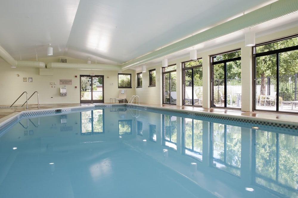 The Peoria Hotel, SureStay Collection by Best Western 7/59