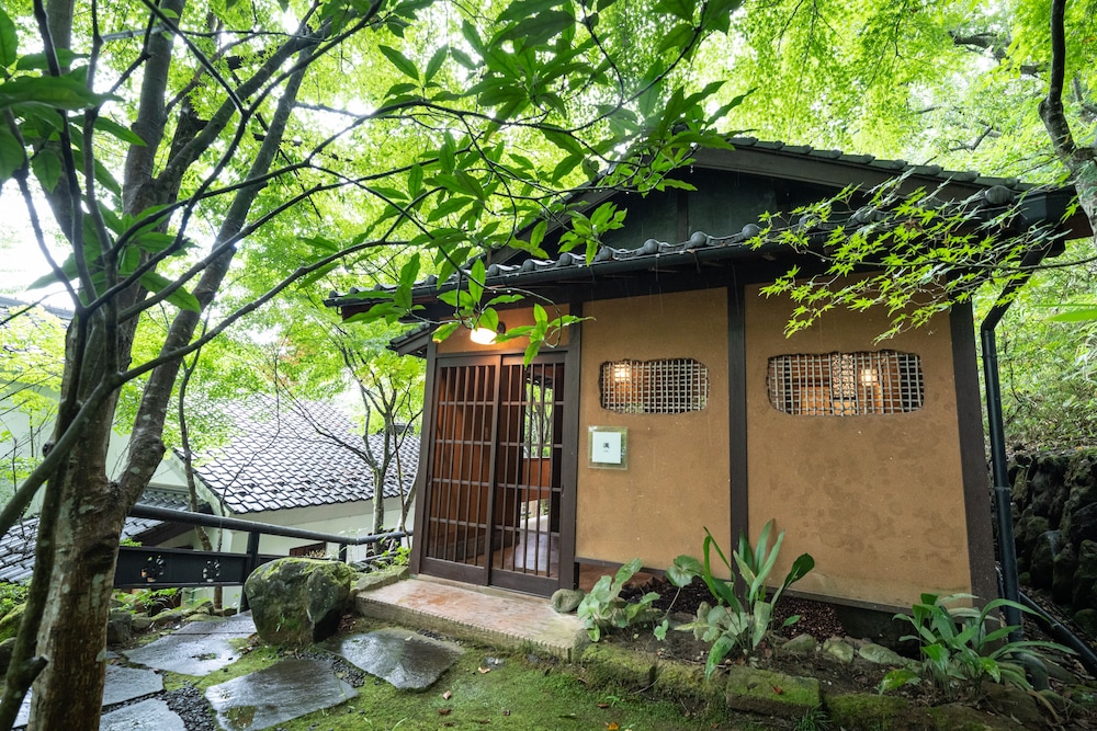 Nihon No Ashitaba in YUFU