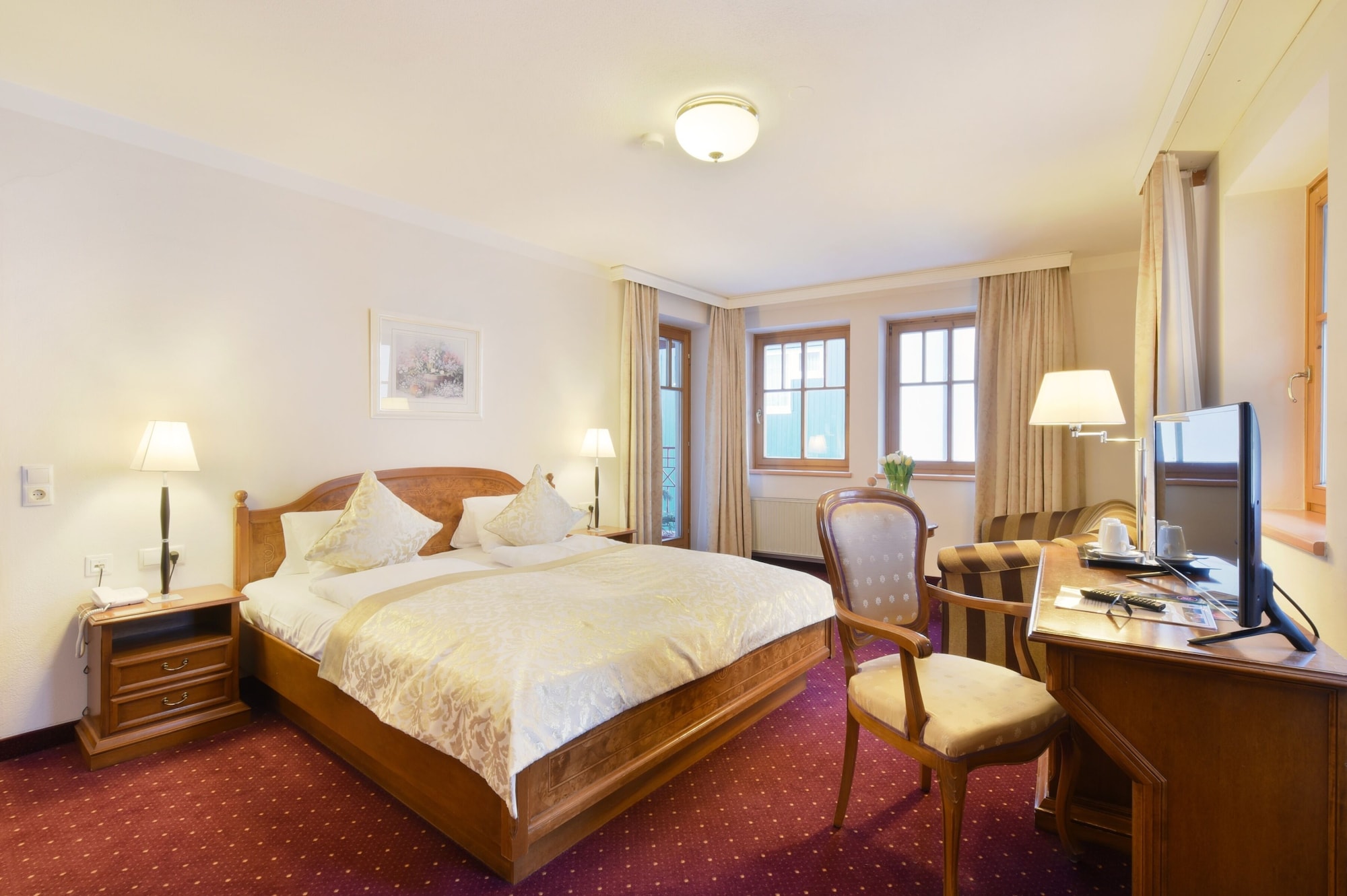 غرفة ديلوكس بسرير كوين بإطلالة على المدينة، Cella Central Historic Boutique Hotel 9/10