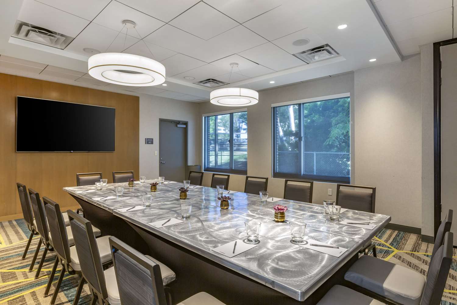 Cambria Hotel LAX 20/28