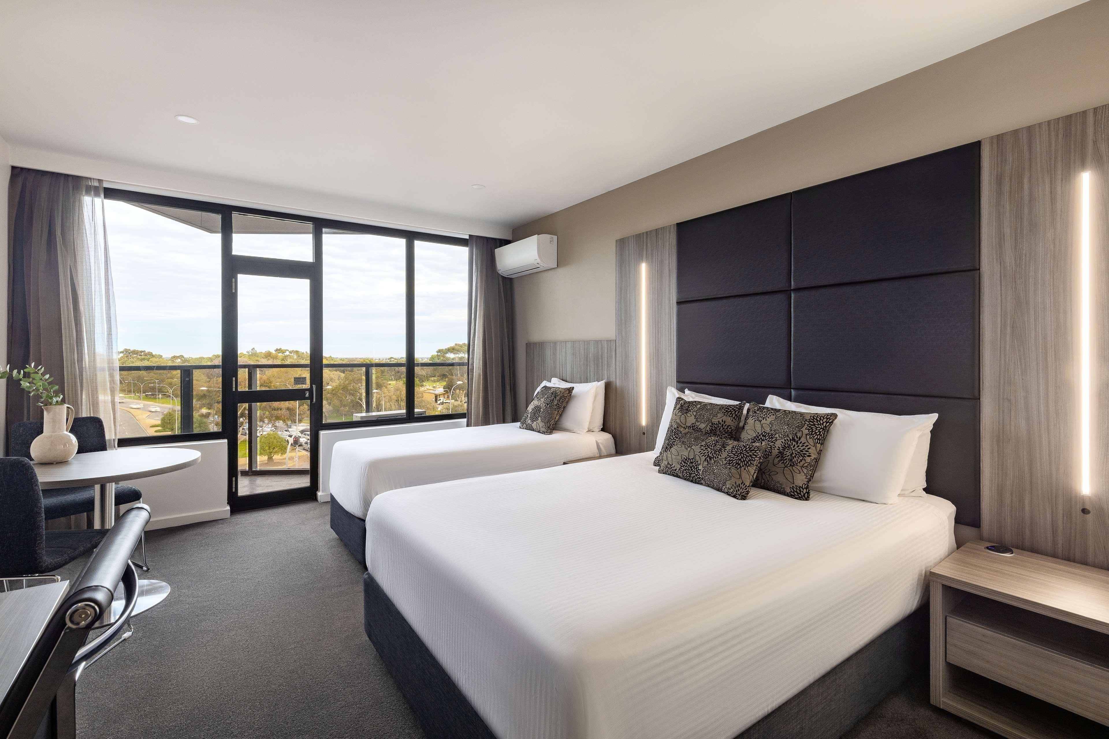 Standard, Twin Beds