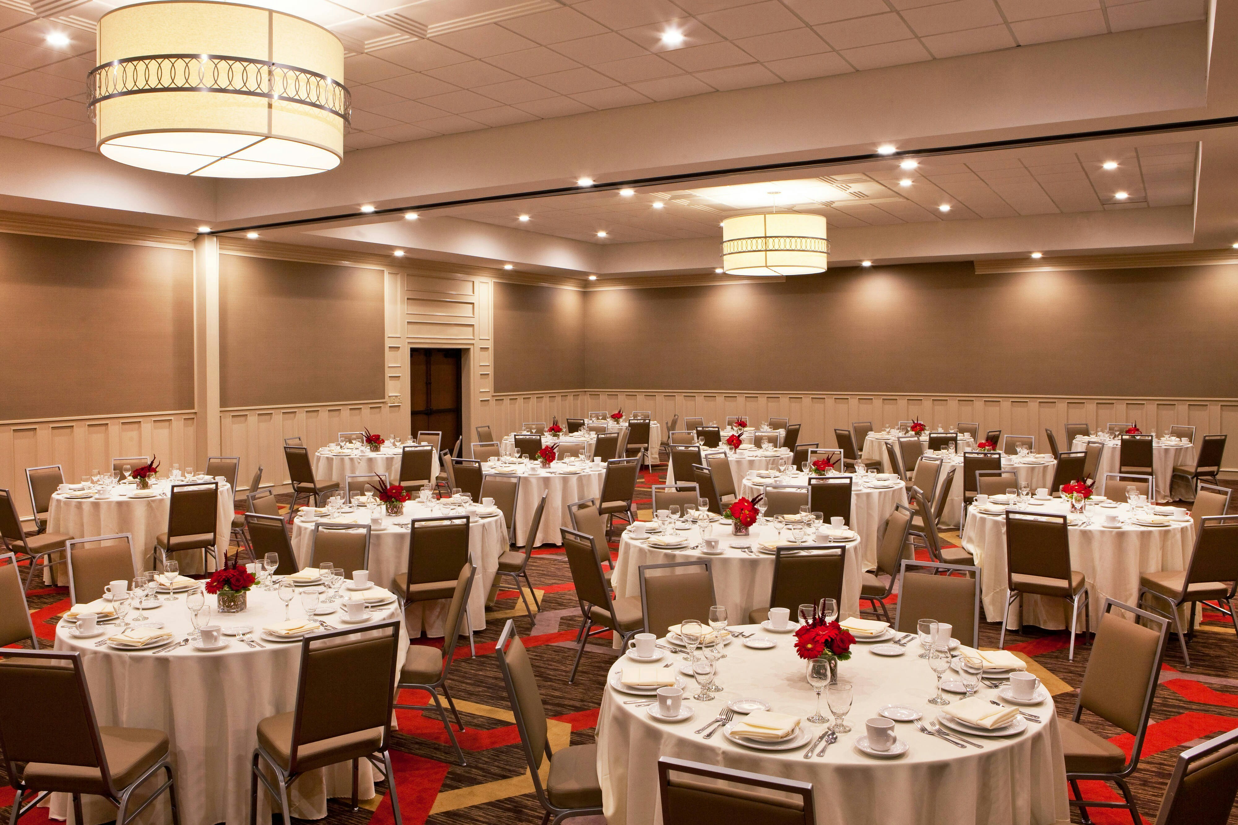 Four Points by Sheraton Saginaw 16/20
